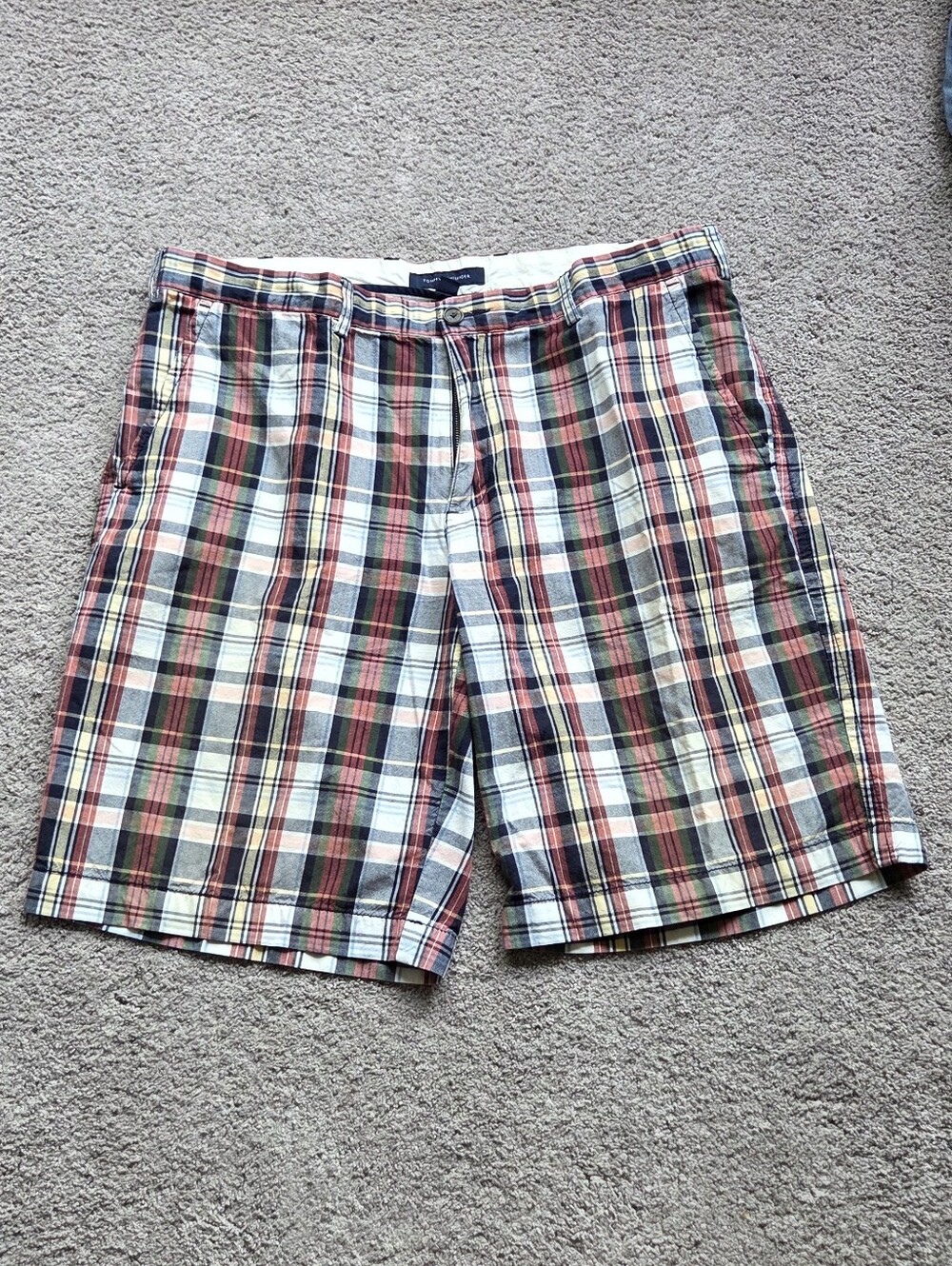 Tommy Hilfiger Men's Multicolor Plaid Cotton Shorts, Size 38 Madras Preppy Trad